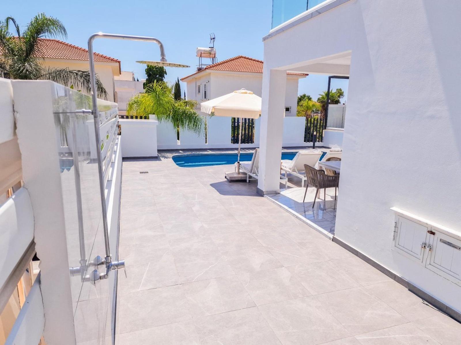 Sunshine * Agia Napa